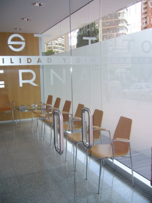 Sala de espera Instituto Bernabeu Benidorm